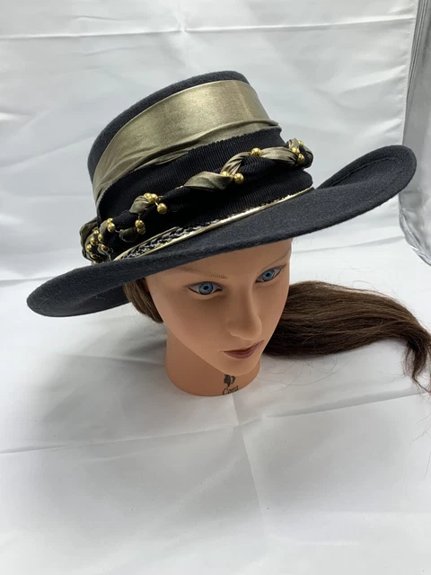 Arlop Hats Women’s Size 7 1/8 Black Gold Trim
