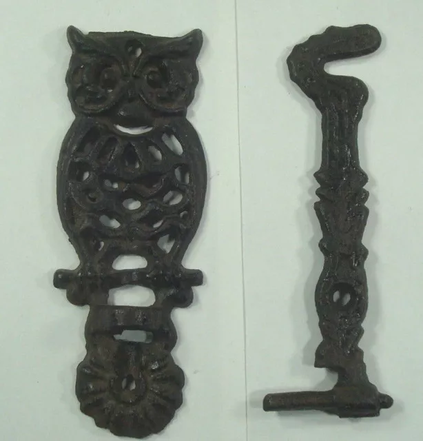 Old Tools Vtg CAST IRON OWL WALL BRACKET Basket Flowers Plants Hook
