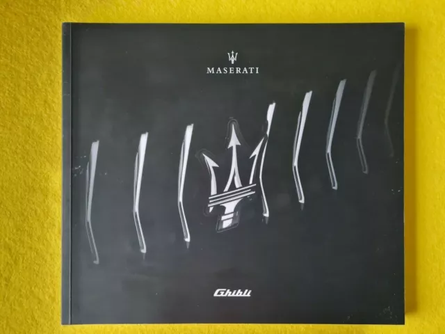 Maserati Ghibli Granlusso Gransport car brochure sales catalogue 2019 MY MINT B