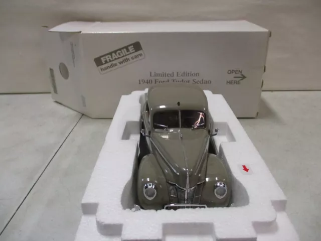 Danbury Mint Limited Edition 1940 Ford Tudor Sedan