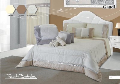 Russo Tessuti Trapunta Trapuntino Matrimoniale Renato Balestra Vienna Cuscini Raso Laminato-Bordeaux