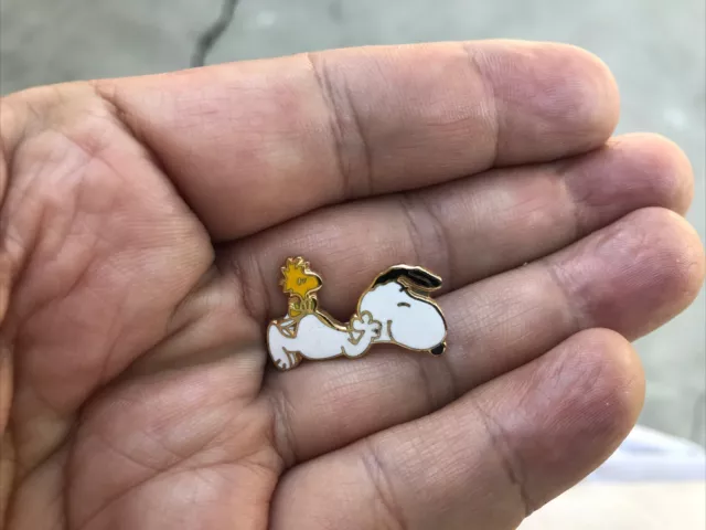 Vintage Aviva Snoopy & Woodstock Lapel Brooch Pin