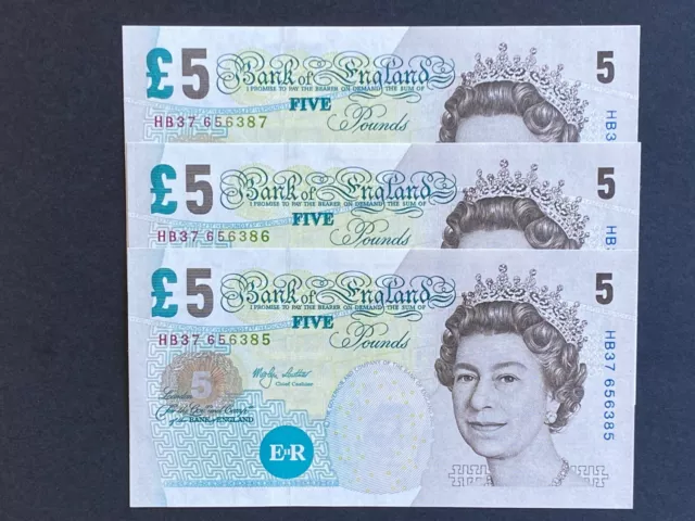 BANK OF ENGLAND 5 POUNDS 2002 x3 Prefix HB P391a UNC (Lot #182)