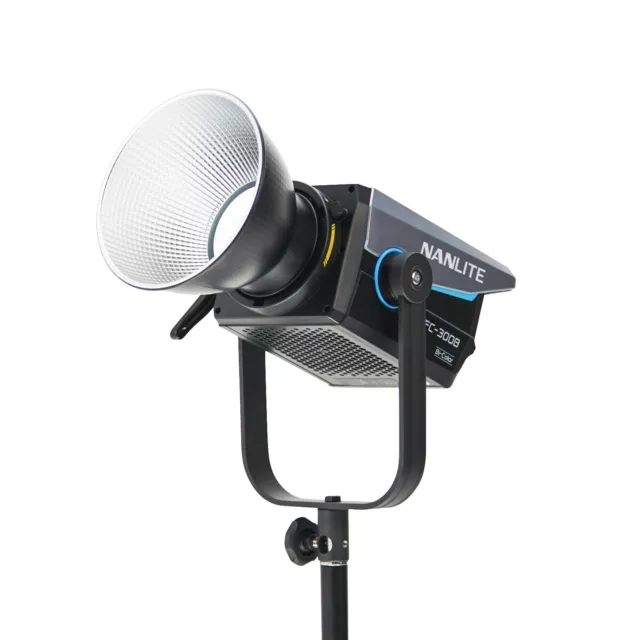 Nanlite FC- 300B Bi-color LED Light Studio Leuchte daylight Reportage Dauerlicht 2