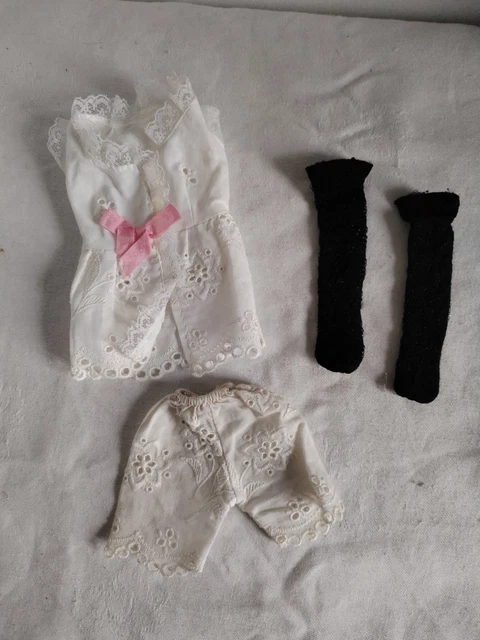 Tenue Vintage Pour Poupée Cathie De Bella Uranus - Année 1981 - France