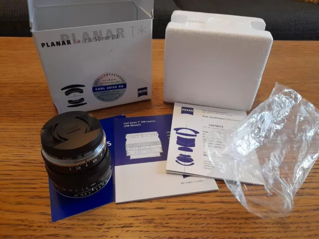 Zeiss Planar T* 50mm F2 ZM Leica Mount Rangefinder Lens