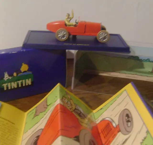 En voiture Tintin 1/43 le bolide de Bobby Smiles de tintin en Amérique n° 54