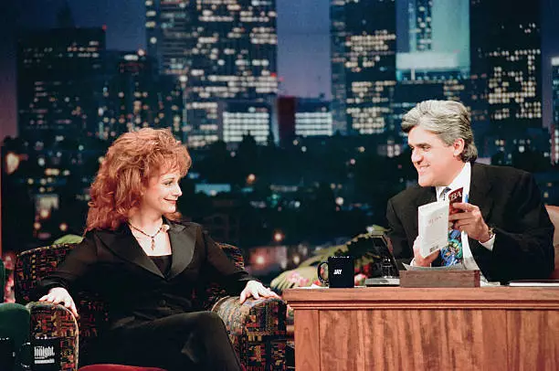 Musical Guest Reba Mcentire On Leno 1995 Old Television Photo 2