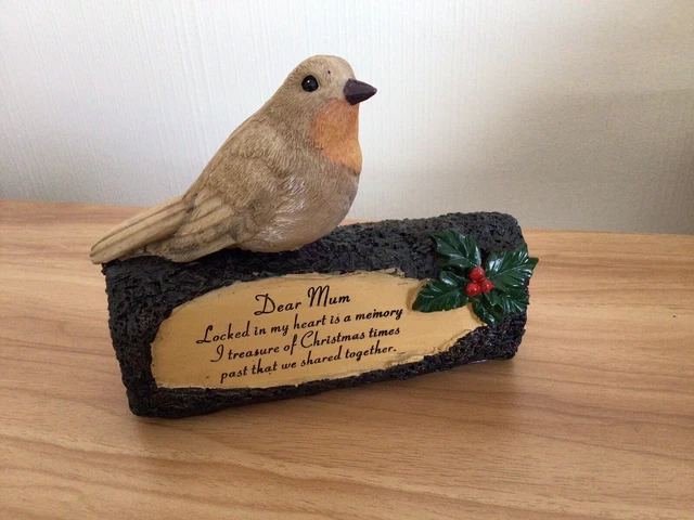 Christmas Robin On Log Memorial Mum  Grave Ornaments