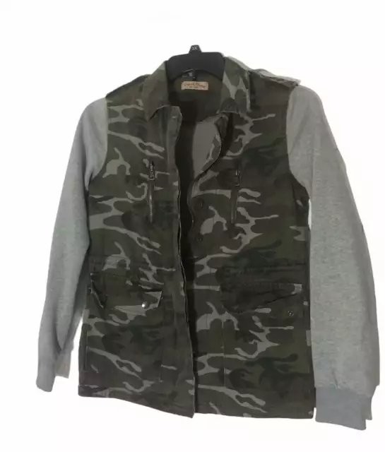 Size small Paris blues camo  jacket