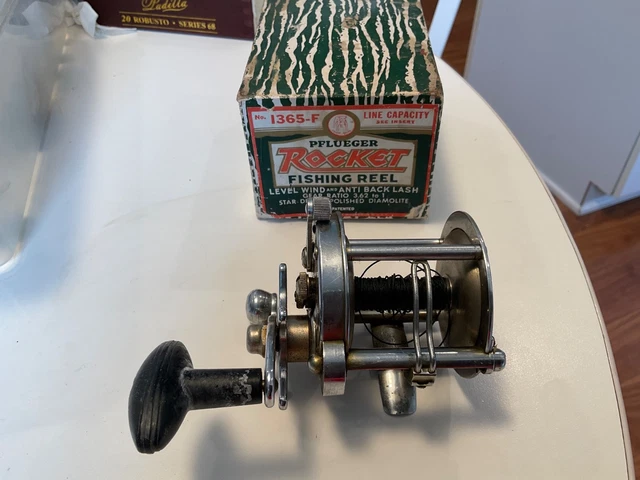 BOXED VINTAGE PFLUEGER Rocket 1365F Fishing Reel Baitcasting