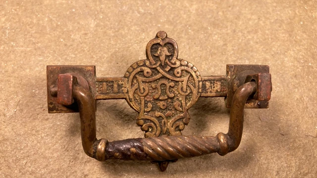 Poignée de tirage antique ornée pièce de rechange victorienne quincaillerie commode 3