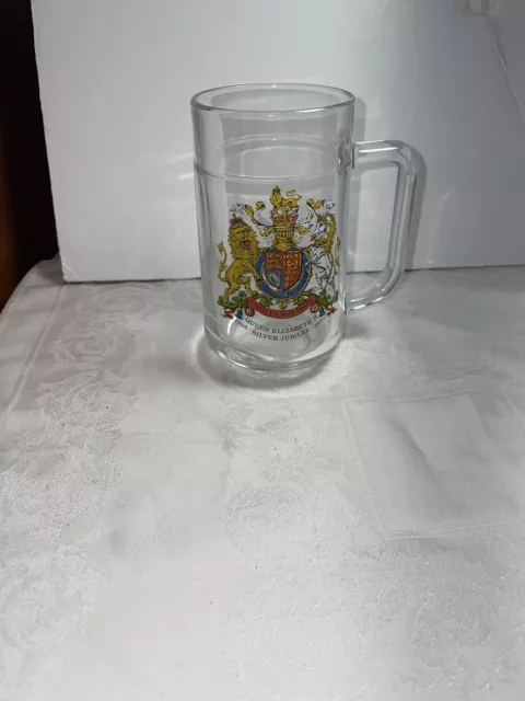 QEII  Clear glass mug 19 52–1977 5 1/4” made in France 3