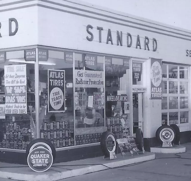 1950s Foto Milwaukee Wi CARL'S Standard Öl Service Station 76 & Mitte Sts