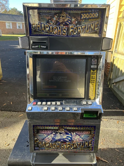 Pharaoh’s Fortune slot machine/ gaming machine