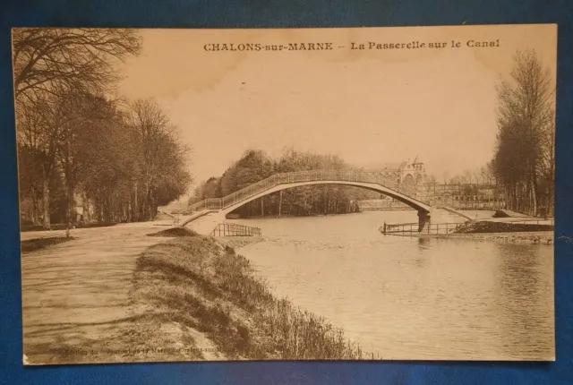 CPA / Old Chalon Sur Marne Gateway Postcard (E105)