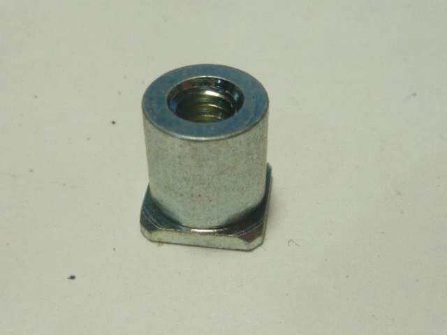 NOS SIMPLEX 1 vis manettes 4075 simplex bolts screw New 1 bolt LJ SLJ EUR 6,90 - FR NOS SIMPLEX 1 vis manettes 4075 simplex bolts screw New 1 bolt LJ SLJ EUR 6,90 - FR