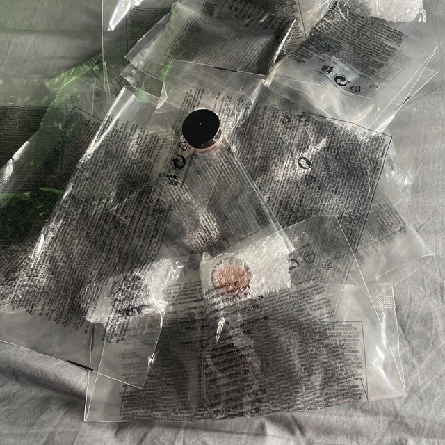 ollas de polvo pigmentadas joblot Avon