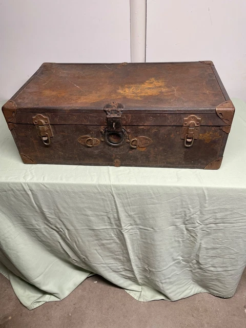 Vintage Pickup Patina Metal Trunk