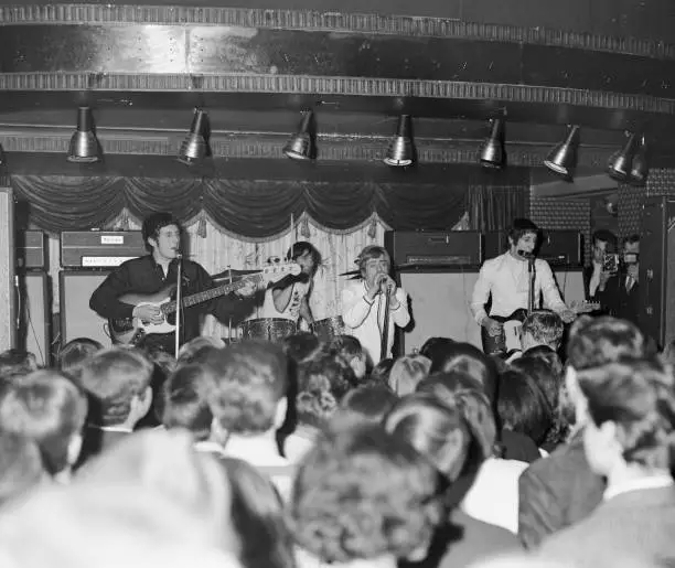 Mod Rock Group The Who Perform Live On Stage At A Small Club V 1960s Old Photo 2