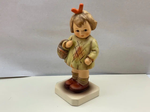 M. I. Hummel Figura 479 Yo Bring Dir Was 10 Cm. 1 Wahl. Perfecto Estado