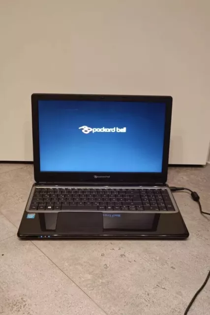 Packard Bell Easynote Intel Celeron - 500GB HDD - Windows 10 - Notebook/ Laptop