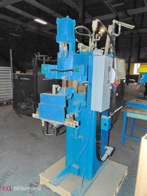 Loris Spot Welder Late Model