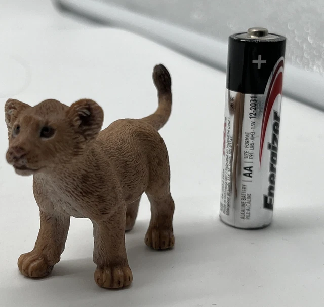Schleich STANDING LION CUB African Wildlife Figure 2006 Retired