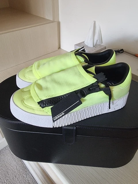 adidas sambarose neon