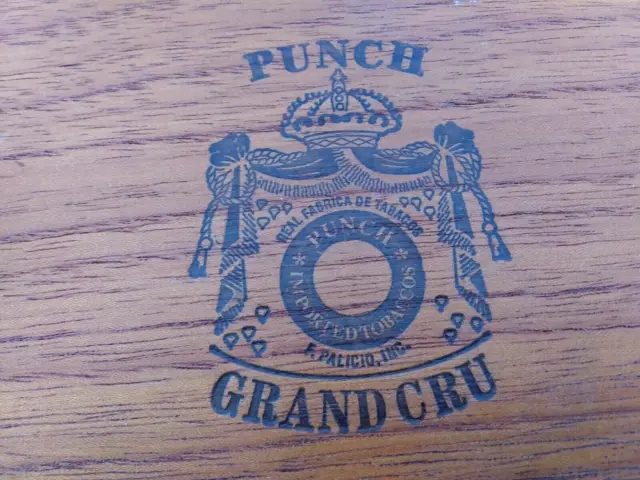 Vintage Punch Grand Cru Wooden Dovetailed Hinged Cigar Box w Divider Robustos 3