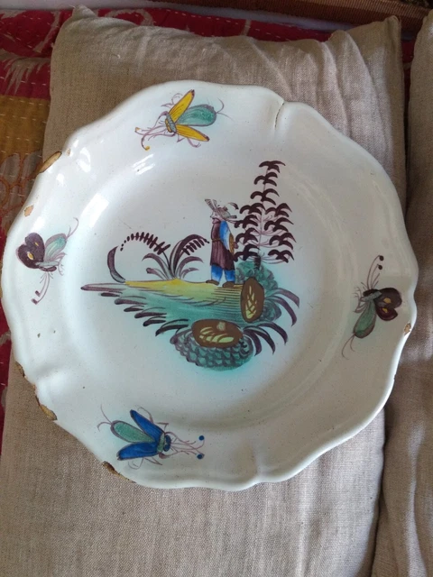Plat en Faïence de Lunéville xviiieme/18e Décor au chinois et insectes