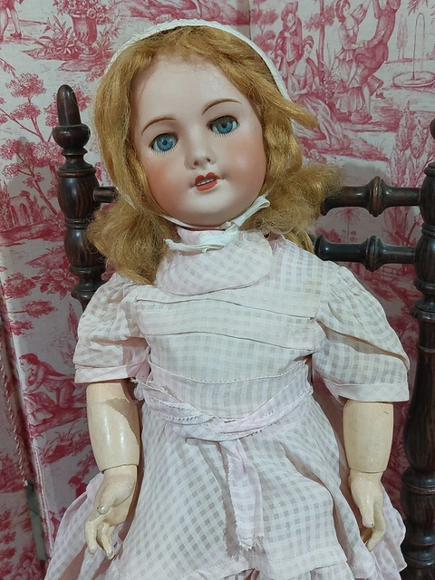Ancienne poupée SFBJ 301 PARIS 10 57 cm no Jumeau Steiner Ancienne poupée SFBJ 301 PARIS 10 57 cm no Jumeau Steiner