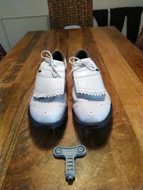 Adidas Torison Golf Shoes ,White , Size 11 Men, Vintage , With Stud Key & Bag