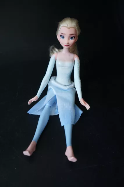 Disney Frozen 2 Die Eiskönigin Modepuppe Spielpuppe ca. 27cm - Elsa