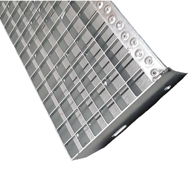 Gitterroststufe – 30x30 Cm, Verzinkt, Rutschhemmend, Für Treppen In Industrie & Werkstatt