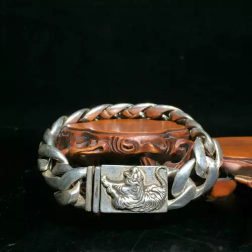 Chinese Asian Old Tibet Silver Hand Cast Tiger Statue Bracelet Jewel Gift Nice 2