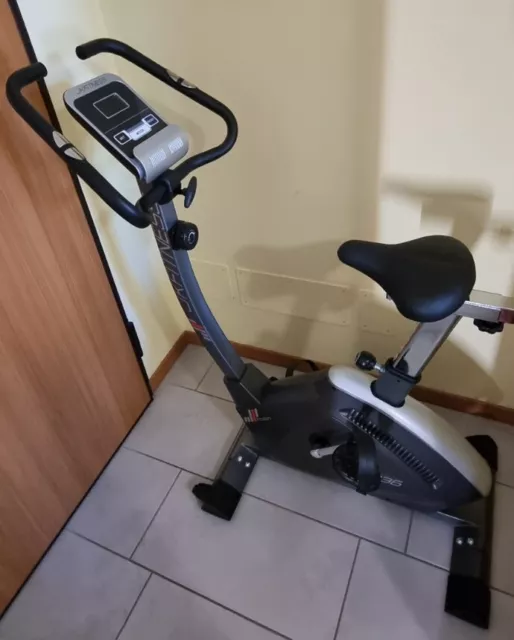 Cyclette Magnetica JK Fitness PROFESSIONAL 236 Trasportabile con Hand Grip