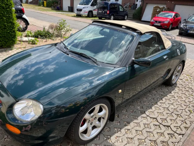 cabrio roadster youngtimer mgf brookland, brooklandgrün