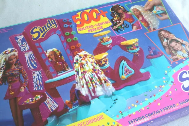 Sindy Doll Hairdresser, Bead Studio Peluqueria. Hasbro 1994! Brand New Old Stock