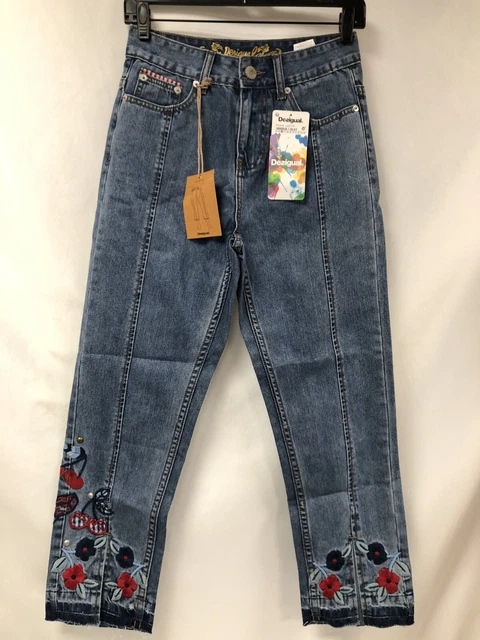 Gilet Femme Desigual Noir Et Blanc, Référence 18SWJF82 - Neuf Avec étiquettes, Matière Mélangée (laine, Coton, Etc.)