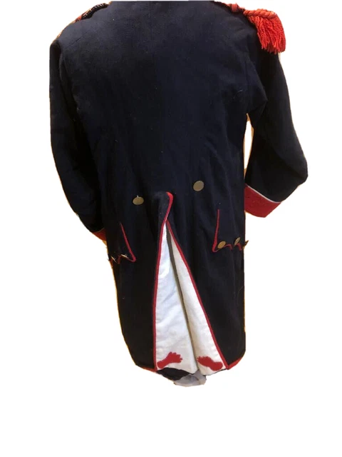 Fanzösischer Grenadier Uniformrock Repo Napolionik  um 1810 mit Epauletten rot 3