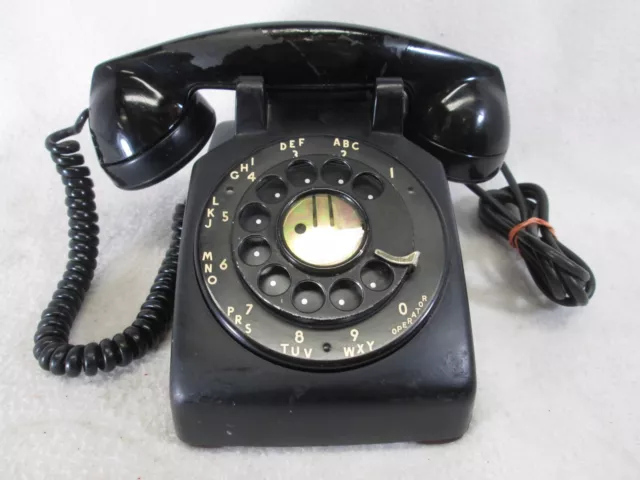 Vintage 1940's Bell System/Western Electric black rotary dial desk telephone