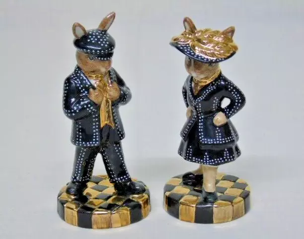 Royal Doulton Bunnykins Pair Of Pearly King And Pearly Queen In Gold Colourway