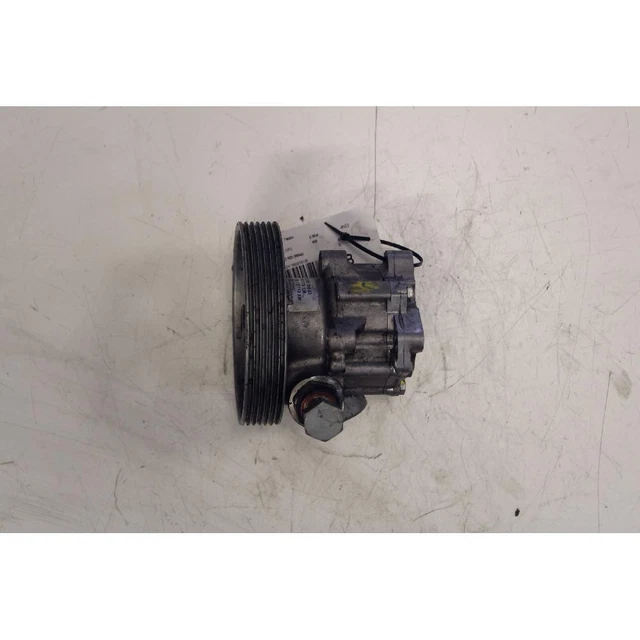 Pompe De Direction Assistée Pour Peugeot 206 1.4e 75CV – Réf 9631411580