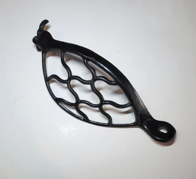 1906 Singer Treadle Sewing Machine Skirt / Belt Guard Antique Cast Iron