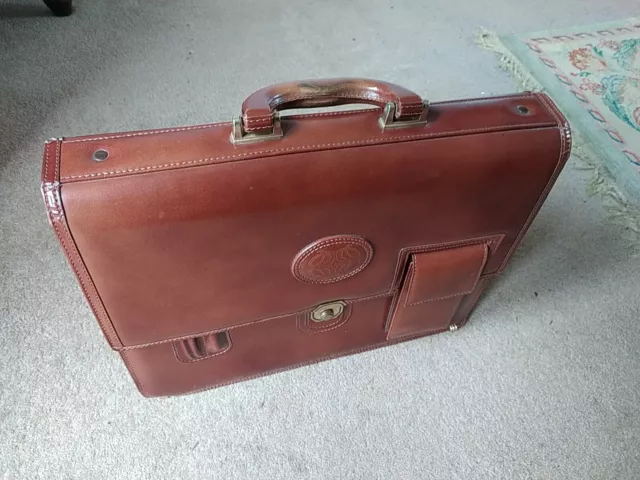 Amiet Leather Briefcase Pre Owned Looks Nice See Photos