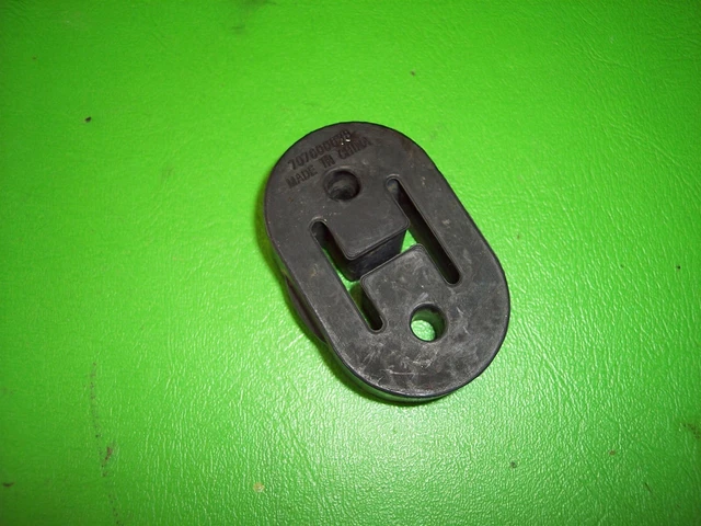 2012 Can Am Commander XT 1000 Exhaust Hanger Rubber Bumper 707600638 SK18