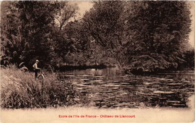 CPA AK École de l'Ile de France Chateau de LIANCOURT (423408)