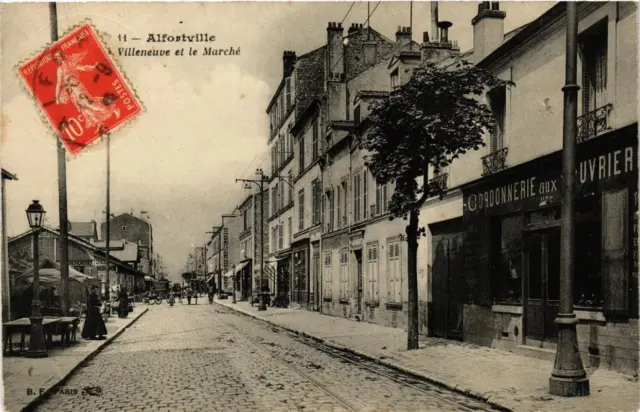 CPA AK ALFORTVILLE Rue VILLENEUVE et le Marché (671780)