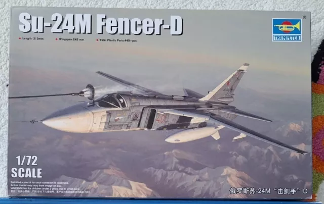 Trumpeter 1/72 Su-24M Fencer-D